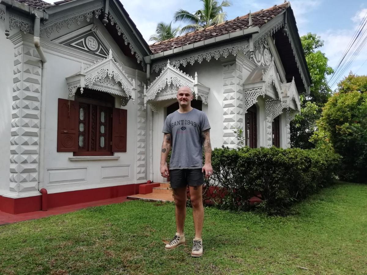 Old Parkland Hostel Galle Dış mekan fotoğraf